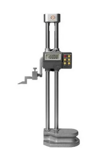 Výškoměry a nádrhy