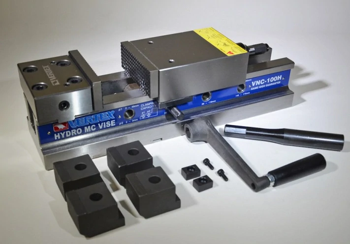 Hydraulický strojní svěrák VNC-100H