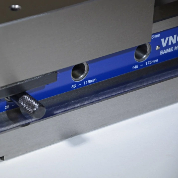 Hydraulický strojní svěrák VNC-100H
